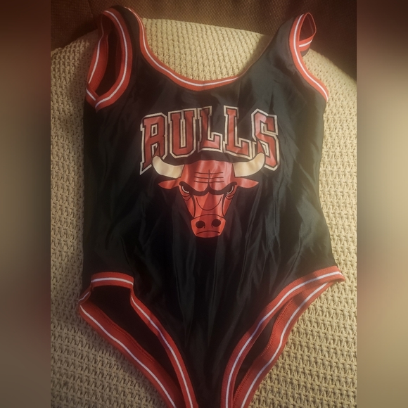 Bulls Bathing suit - Picture 2 of 4